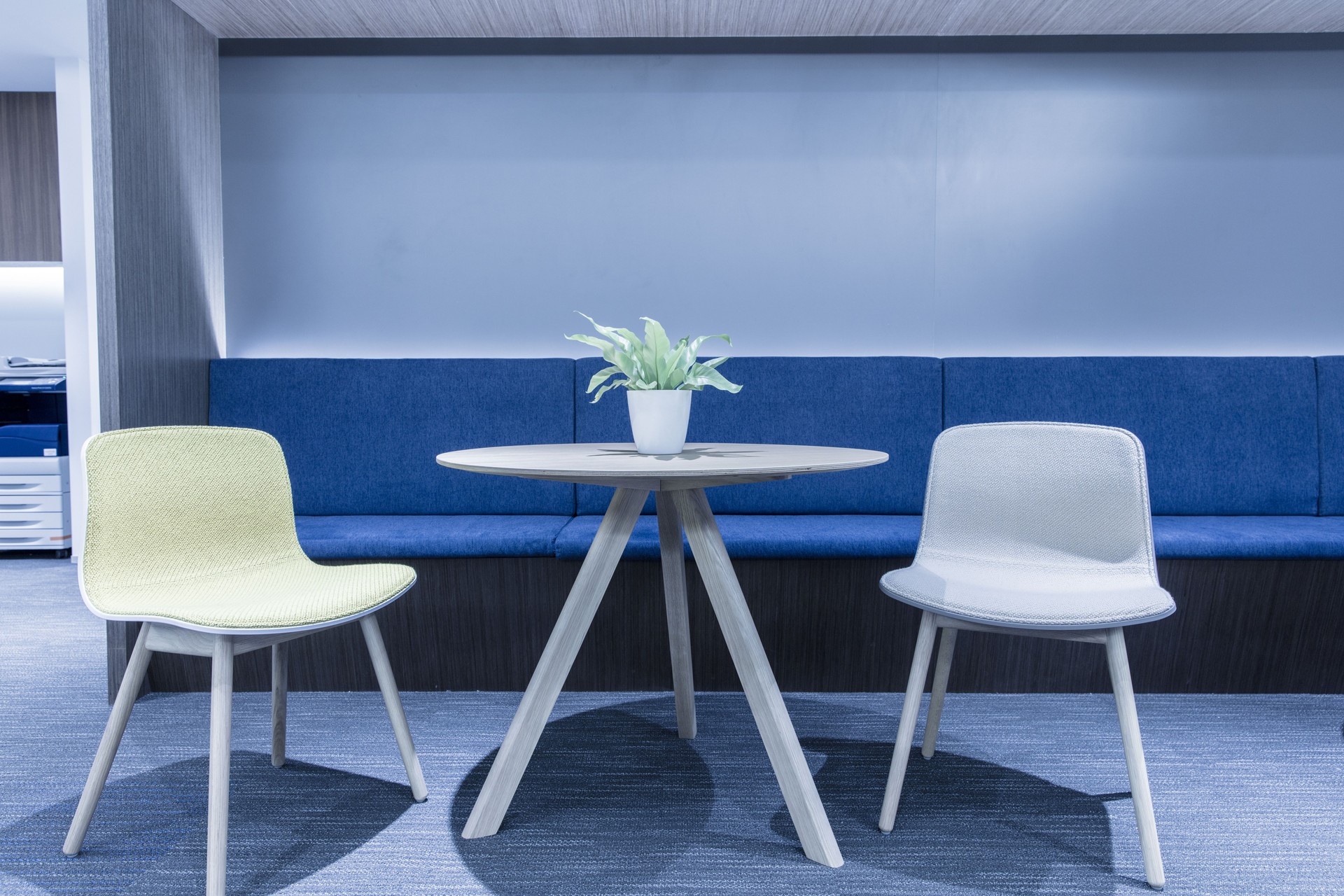 Comfortable seating area with round table and chairs